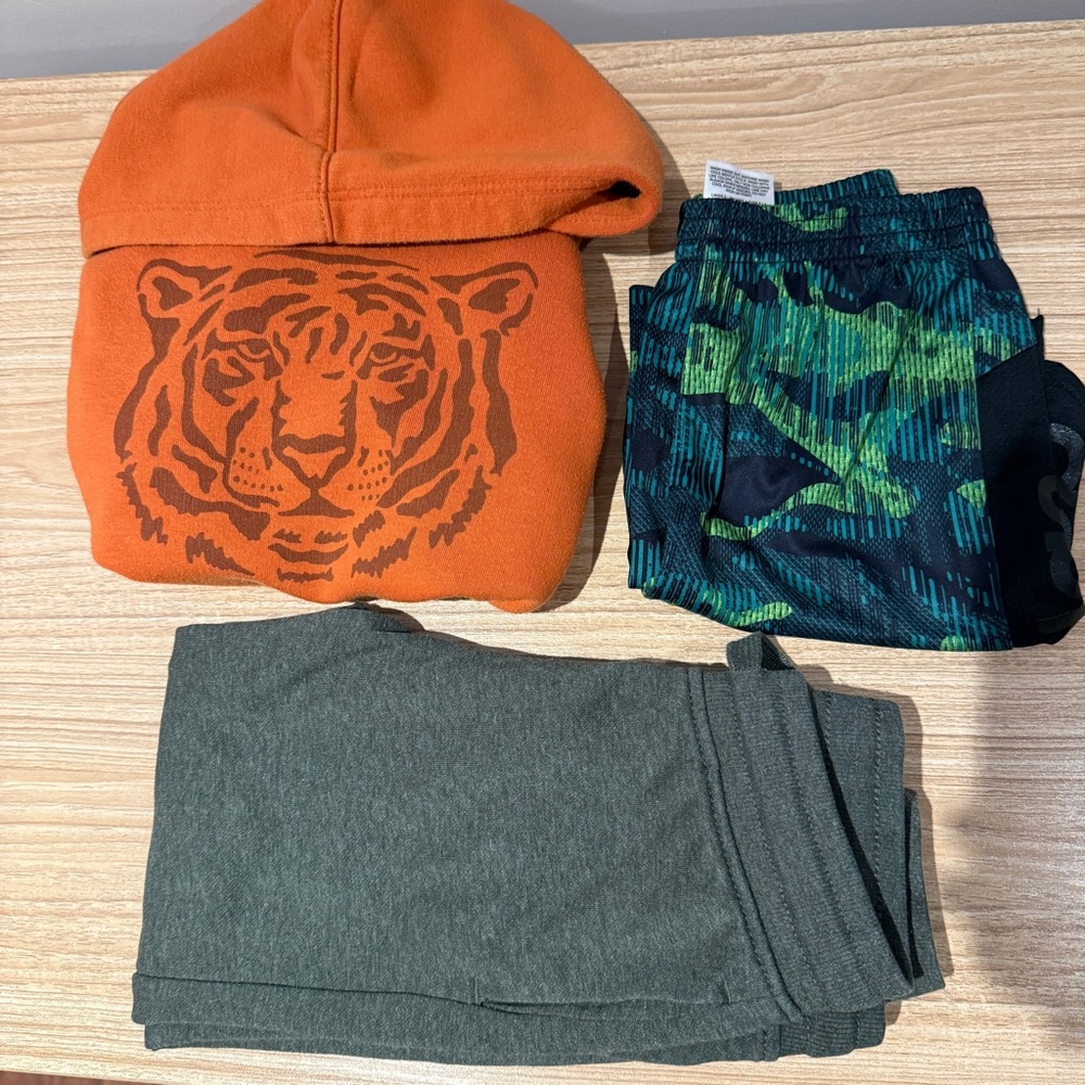 5-6 years Boys Set  Sweatshirt Shorts Joggers H&M Adidas